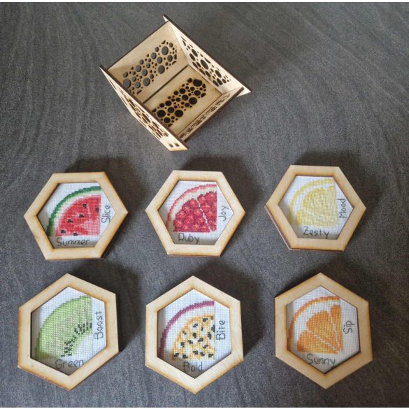 HÍMZETT POHÁRALÁTÉT SZETT 