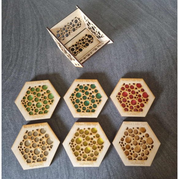 HÍMZETT POHÁRALÁTÉT SZETT 