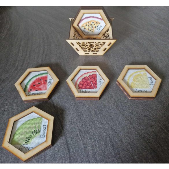 HÍMZETT POHÁRALÁTÉT SZETT 