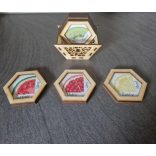 HÍMZETT POHÁRALÁTÉT SZETT 