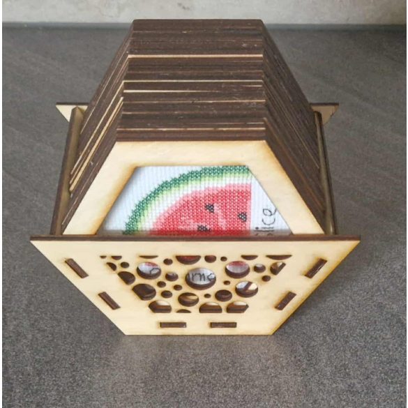 HÍMZETT POHÁRALÁTÉT SZETT 