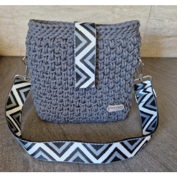 ELIZABET HORGOLT TÁSKA