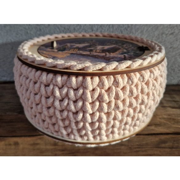 SZALONCUKORKATARTÓ DOBOZ TÉLI TÁJ